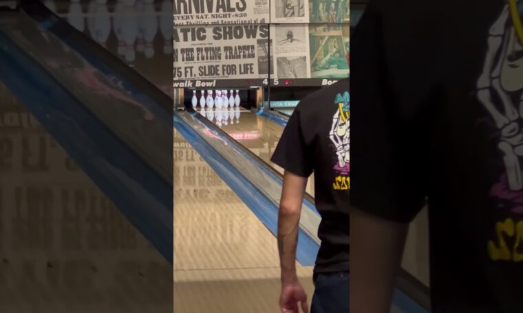Bowing on Thanksgiving, he’s a good bowler,Travel guide